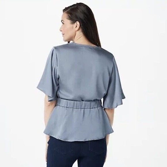 Bishop + Young Women's Soft Pebbled Satin Front Twist Karlie Top Size L Blue NWT - Picture 3 of 11